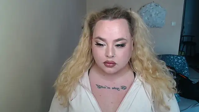 sweetvlada online show from 04/28/26, 02:33