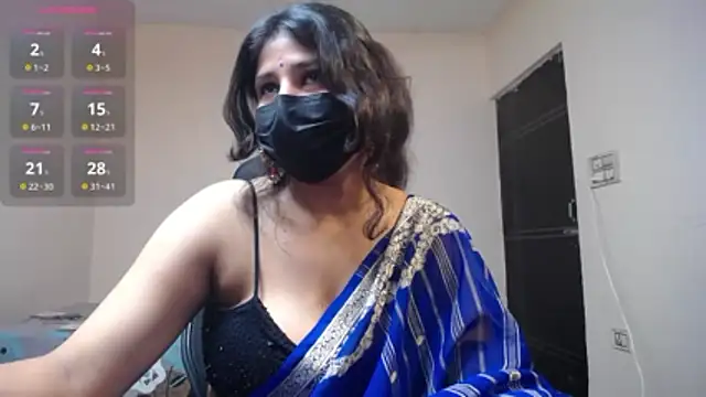 -Queenie online show from 05/16/26, 07:23