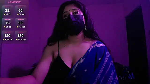 -Queenie online show from 05/21/26, 07:10