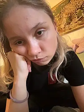 StaceyCross  online show from 04/22/26, 03:35