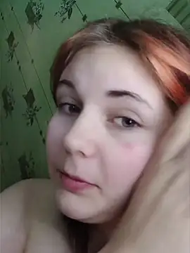 Snapshot of LoisFox chatting on 05/05/26, 11:46 LoisFox online show from 05/05/26, 11:46