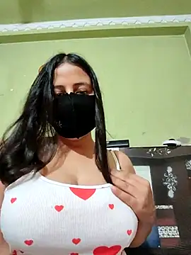Snapshot of Priya_9945 chatting on 06/29/26, 11:32 Priya 9945 online show from 06/29/26, 11:32