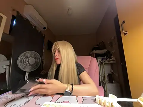 sweet glam online show from 05/15/26, 07:59