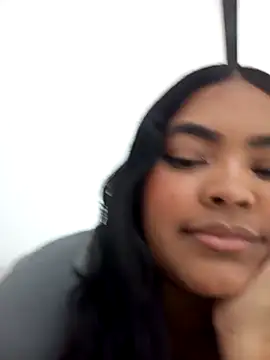 Snapshot of riley_dolly chatting on 05/10/26, 08:25 riley dolly online show from 05/10/26, 08:25