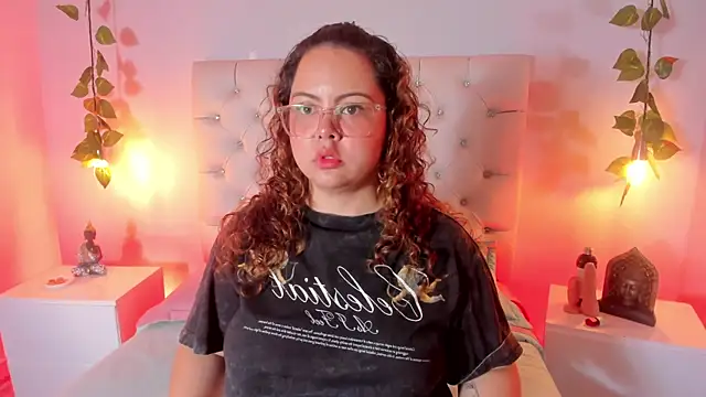 Samantha Greey  online show from 07/08/26, 12:53