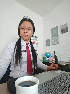 Snapshot of Queen_linda1 chatting on 05/11/26, 12:22 Queen linda1 online show from 05/11/26, 12:22