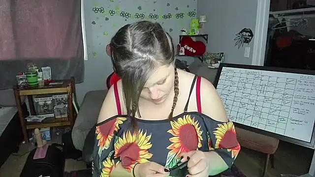 DelilaFields2 online show from 06/06/26, 01:32