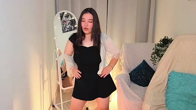 MomoRins online show from 05/08/26, 10:26