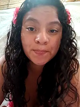 Estrella xxxx online show from 04/24/26, 06:10