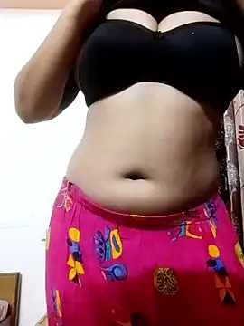Snapshot of diya_raksha chatting on 05/10/26, 07:24 diya raksha online show from 05/10/26, 07:24