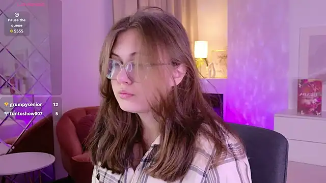 peachynoxxx online show from 04/24/26, 01:35