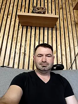 yuyukyler online show from 04/23/26, 03:36