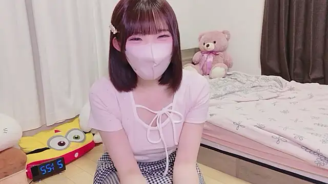 Snapshot of hiyo0001 chatting on 05/09/26, 12:21 hiyo0001 online show from 05/09/26, 12:21