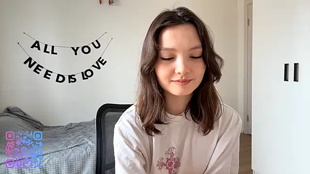 RochelTrewhitt online show from 04/23/26, 09:30