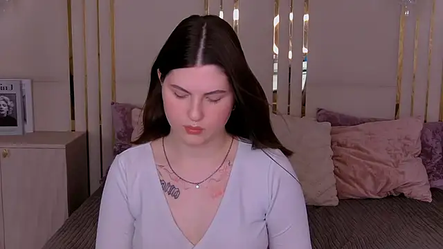 IvySimmons online show from 05/10/26, 03:39