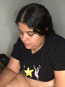 Snapshot of EliVanegas chatting on 05/01/26, 12:37 EliVanegas online show from 05/01/26, 12:37