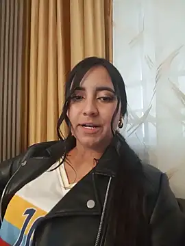 Nayarak velver online show from 06/27/26, 12:44