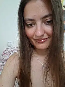 Snapshot of Alba2331 chatting on 06/27/26, 11:59 Alba2331 online show from 06/27/26, 11:59