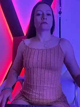 SamiiContreras  online show from 05/05/26, 11:07