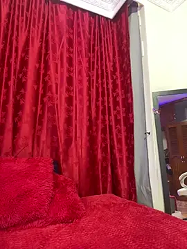 SamiiContreras  online show from 05/06/26, 02:00