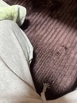 EhSOKYXZrU24451 online show from 04/23/26, 03:47