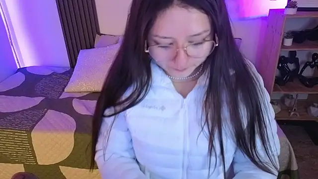 Evelyn Liiss online show from 04/23/26, 12:29