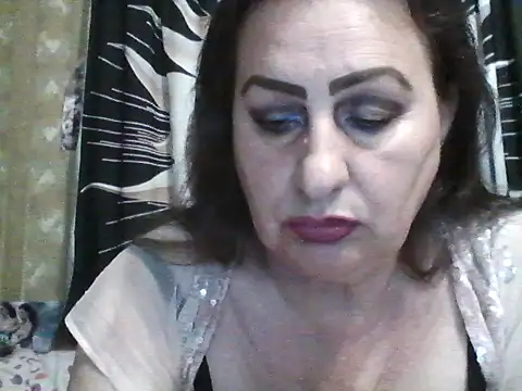 LoaqLovew online show from 05/24/26, 09:03