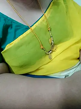 Snapshot of Call_Honey chatting on 06/27/26, 02:34 Call Honey online show from 06/27/26, 02:34