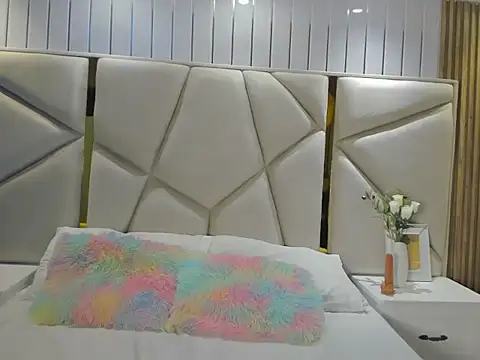Ashley velvet  online show from 07/01/26, 11:56