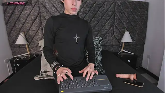 DemonFoxx online show from 06/10/26, 12:04