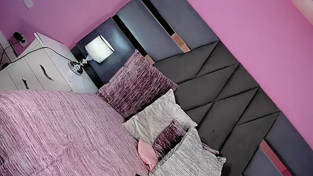 Snapshot of sexyjessicamistres chatting on 06/19/26, 08:45 sexyjessicamistres online show from 06/19/26, 08:45