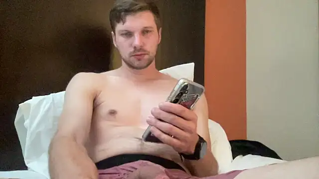 Kcruise9clouds online show from 04/24/26, 02:47