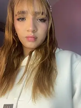 SamaanthaMiller online show from 05/16/26, 07:56