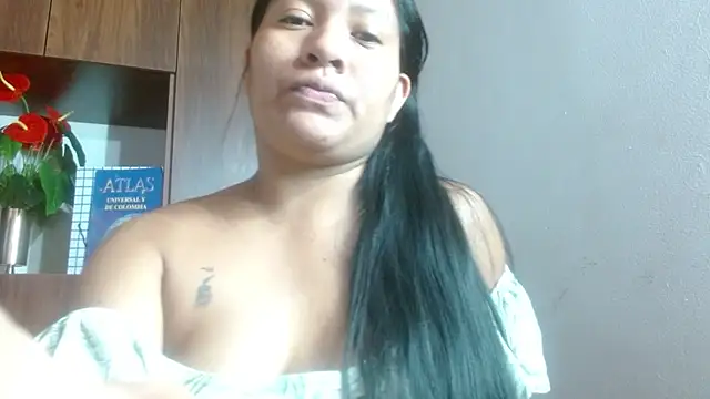 Sol vannesa online show from 05/09/26, 04:17