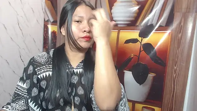 Sol vannesa online show from 05/19/26, 01:56