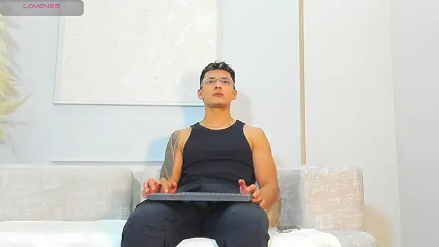 Alan Salazar online show from 05/28/26, 05:32