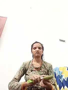 Snapshot of SS_sanjna chatting on 05/19/26, 02:18 SS sanjna online show from 05/19/26, 02:18