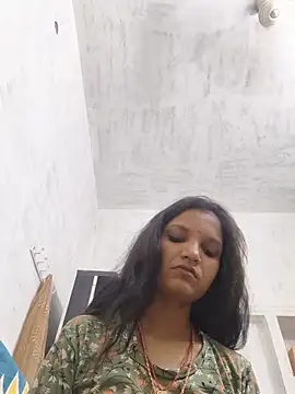 Snapshot of SS_sanjna chatting on 06/15/26, 08:05 SS sanjna online show from 06/15/26, 08:05