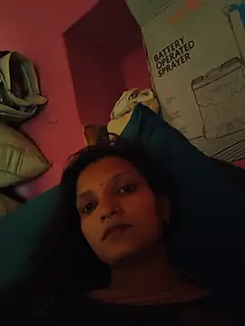 Snapshot of SS_sanjna chatting on 06/27/26, 12:22 SS sanjna online show from 06/27/26, 12:22