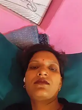 Snapshot of SS_sanjna chatting on 06/29/26, 04:19 SS sanjna online show from 06/29/26, 04:19