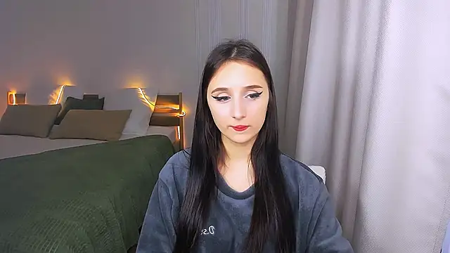 Snapshot of JulietteMonli chatting on 06/02/26, 11:34 JulietteMonli online show from 06/02/26, 11:34