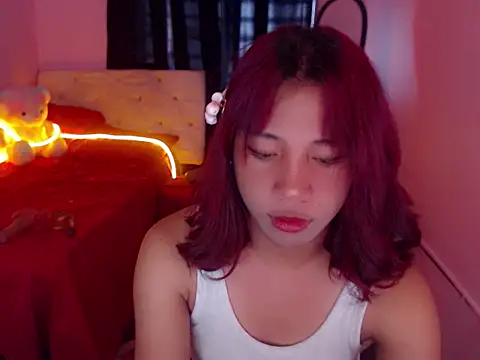 URsexyLylia online show from 05/03/26, 07:36