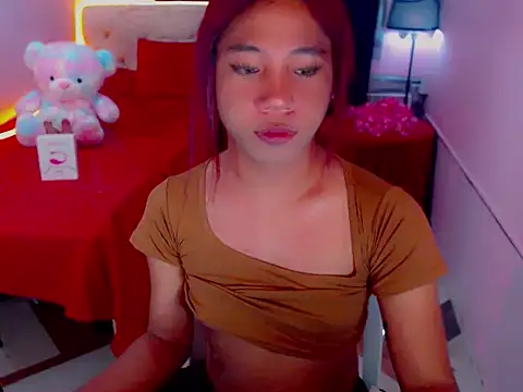 URsexyLylia online show from 05/07/26, 10:48