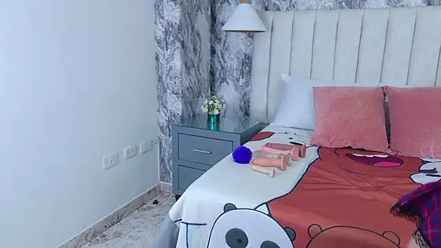 Sophie Vega online show from 04/28/26, 02:27