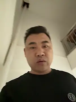 heren01 online show from 04/30/26, 08:42