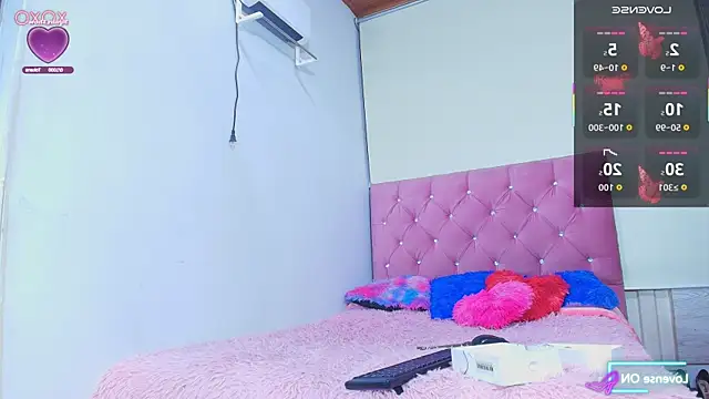 Snapshot of Nyra_Queen chatting on 05/23/26, 05:45 Nyra Queen online show from 05/23/26, 05:45