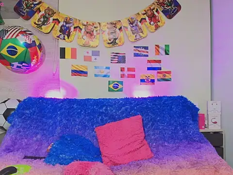 Nyra Queen online show from 07/15/26, 03:01