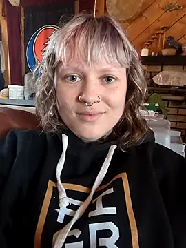 RosieSwitchBitch online show from 05/05/26, 03:31