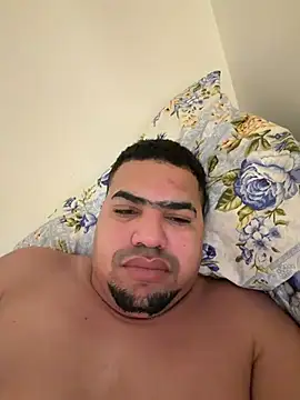 henriquez13 online show from 04/24/26, 01:52