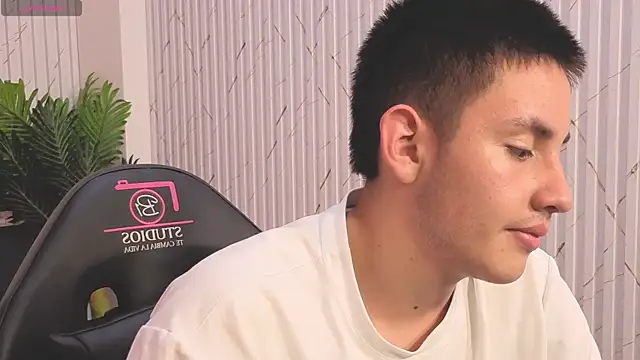 Andres Tay online show from 05/28/26, 09:06